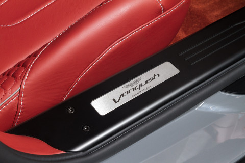 Aston Martin Vanquish Coupe China Grey Interior2
