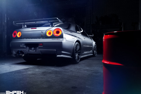 R34Back
